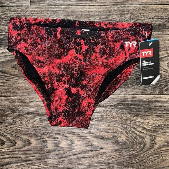TYR Swim Briefs - Picture 1 of 4